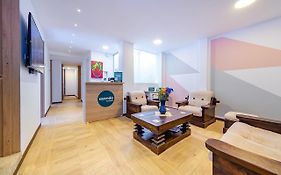 Ayenda De La Calle Real