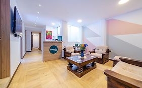 Ayenda De La Calle Real